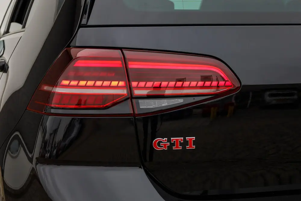 Volkswagen Golf 2.0 TSI 245pk GTI Performance | ACC | Pano | uit 2019, foto 18