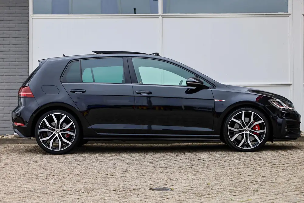 Volkswagen Golf 2.0 TSI 245pk GTI Performance | ACC | Pano | uit 2019, foto 3