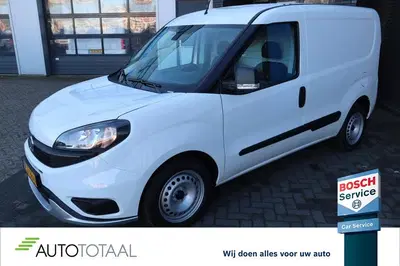 Fiat Doblo Dobló Cargo 1.6 MJ L1H1 S Trek. DAB uit 2022
