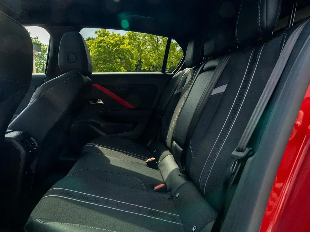 Opel Astra 1.6 180pk Ultimate GS-Line uit 2022, foto 6