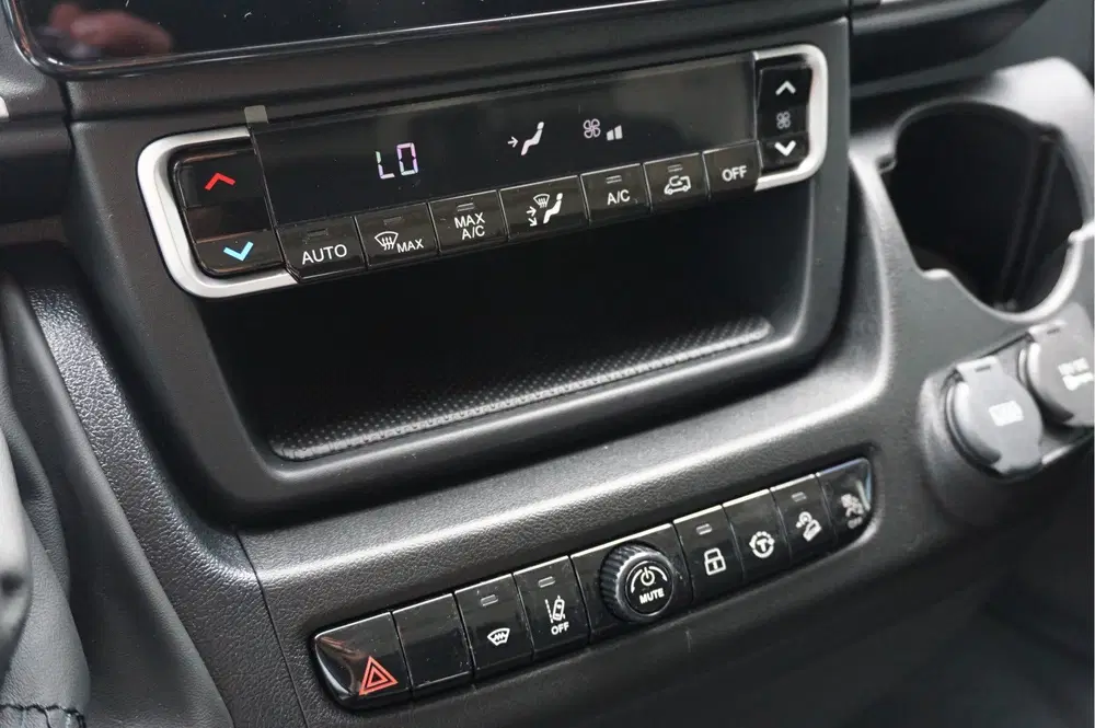 Citroën Jumper 35 2.2 140PK L2H2 BPM VRIJ 10" Navi uit 2024, foto 15