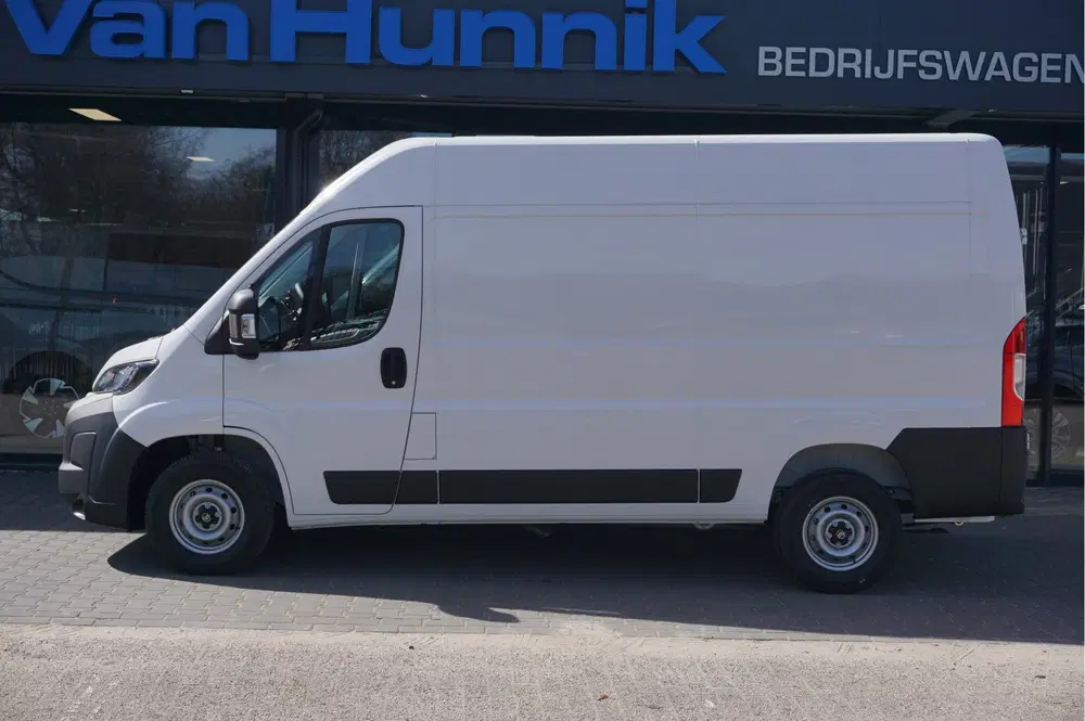 Citroën Jumper 35 2.2 140PK L2H2 BPM VRIJ 10" Navi uit 2024, foto 2
