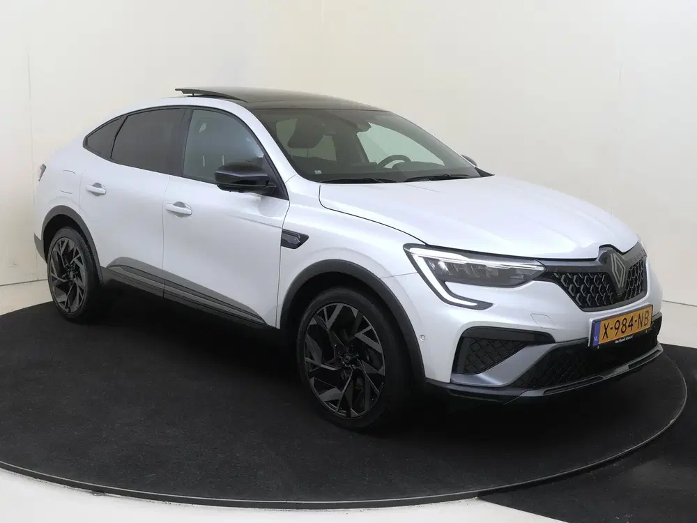 Renault Arkana 1.6 E-Tech full hybrid 145 esprit Alpine uit 2023, foto 2