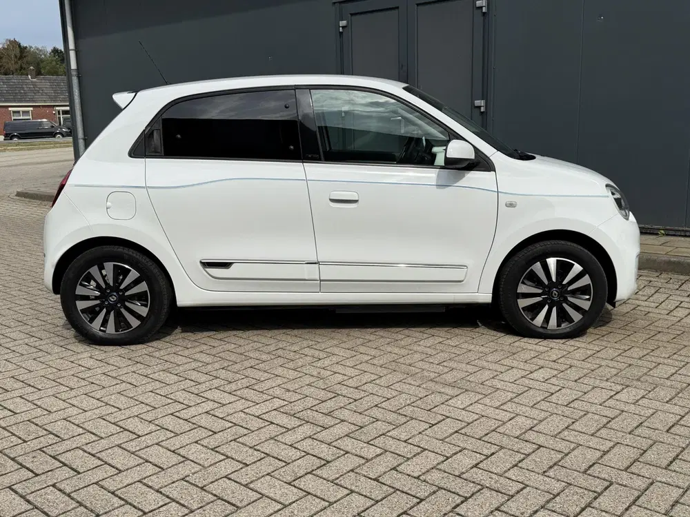 Renault Twingo R80 Intens uit 2021, foto 17