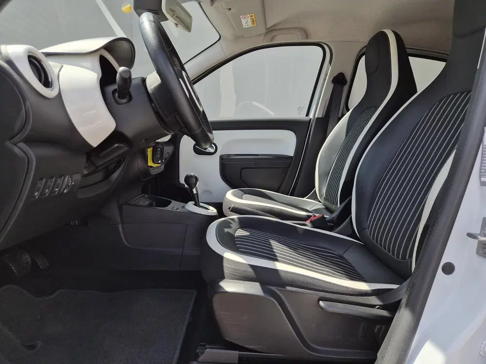 Renault Twingo R80 Intens uit 2021, foto 6