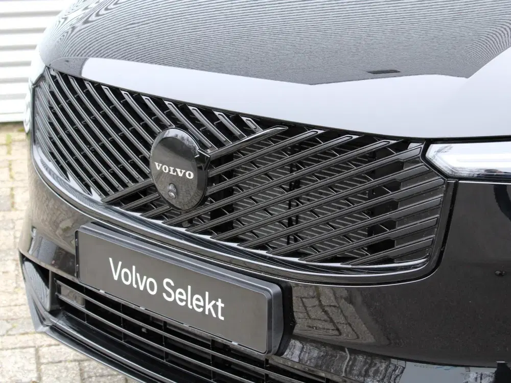 Volvo XC90 2.0 T8 Plug-in hybrid AWD Ultra Dark Black uit 2025, foto 8