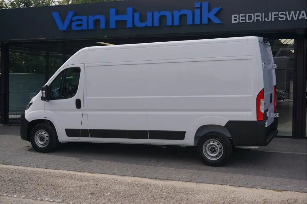 Citroën Jumper 35 2.2 140PK L3H2 BPM VRIJ 10" Navi uit 2024, foto 3