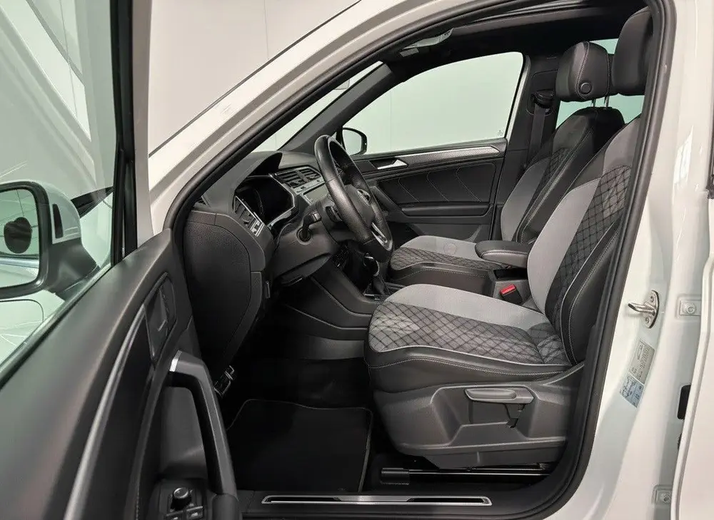 Volkswagen TIGUAN 1.4 TSI eHybrid R-Line Business+ - Pano uit 2021, foto 10