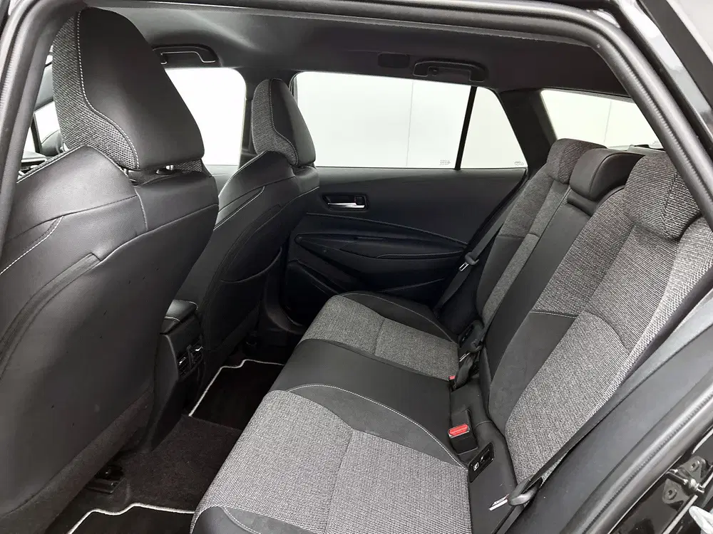 Toyota Corolla Hybrid 140 Dynamic uit 2025, foto 17
