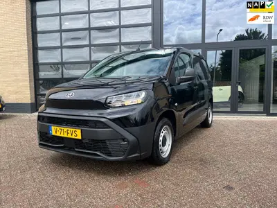 Toyota Proace City 1.5 D-4D L1 Navigator uit 2024