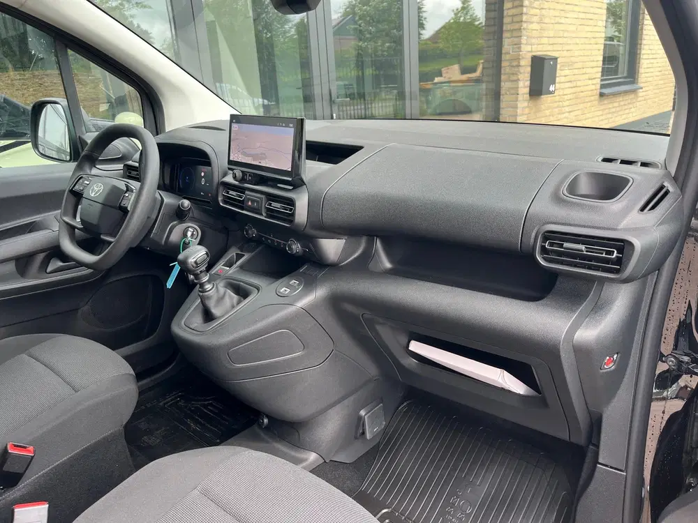 Toyota Proace City 1.5 D-4D L1 Navigator uit 2024, foto 12