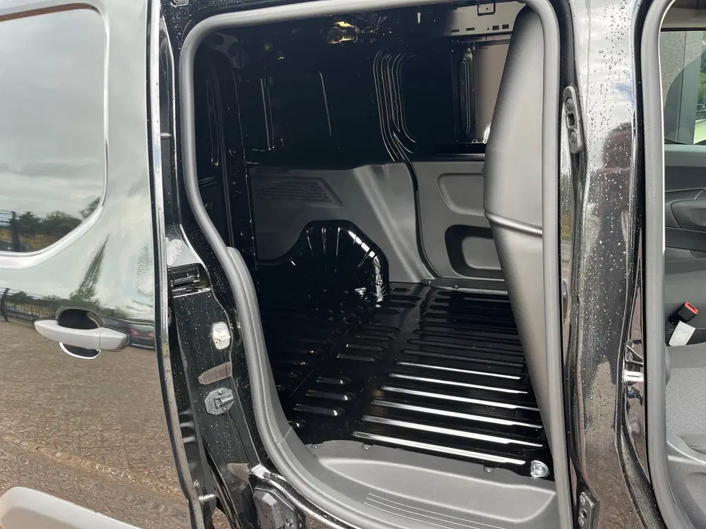 Toyota Proace City 1.5 D-4D L1 Navigator uit 2024, foto 15