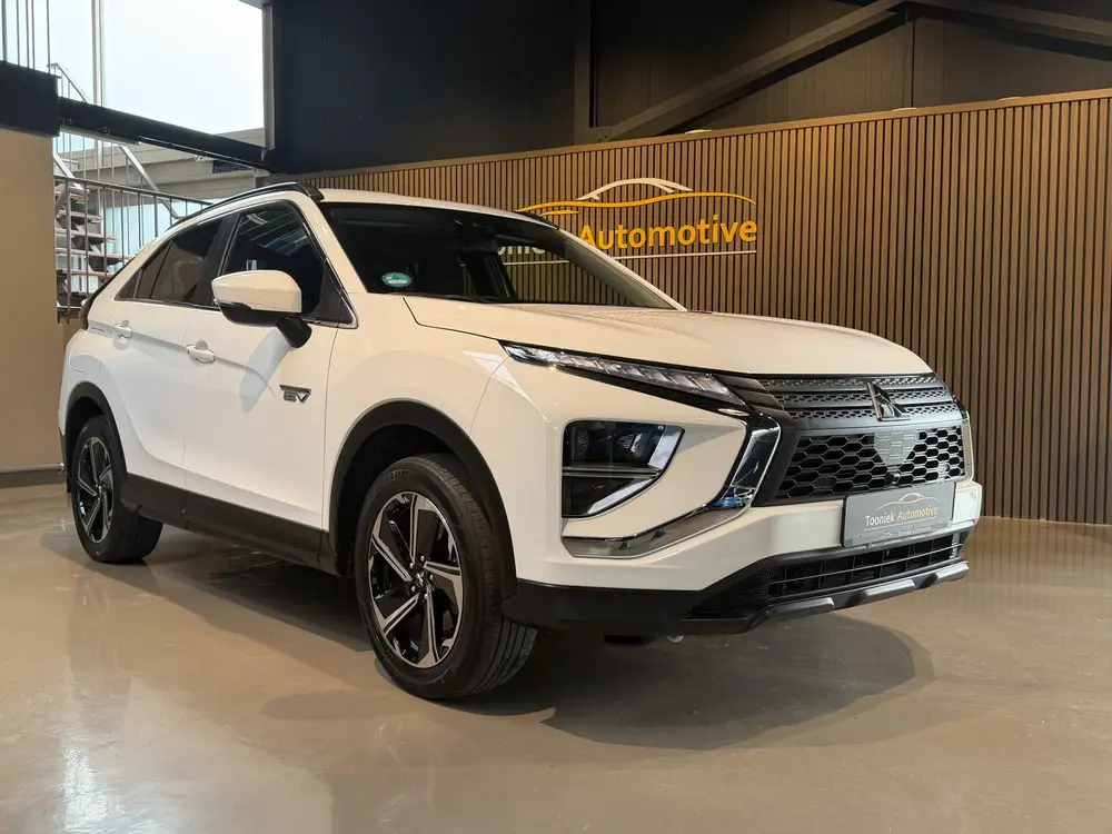 Mitsubishi Eclipse Cross 2.4 PHEV Instyle Adaptive Cruise co uit 2021
