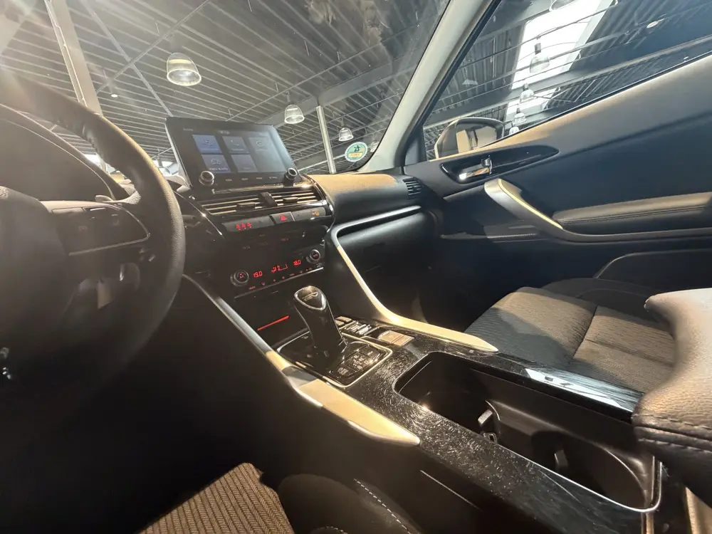 Mitsubishi Eclipse Cross 2.4 PHEV Instyle Adaptive Cruise co uit 2021, foto 14