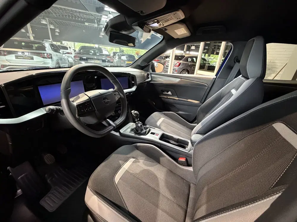Opel Mokka 1.2 Turbo GS Achteruitrijcamera uit 2025, foto 10
