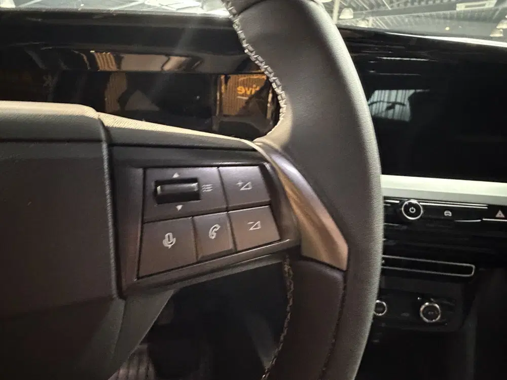 Opel Mokka 1.2 Turbo GS Achteruitrijcamera uit 2025, foto 18