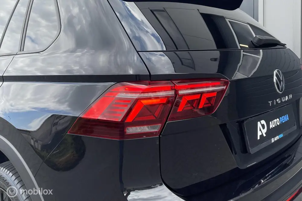 Volkswagen Tiguan 1.4 TSI eHybrid 245PK 3xR-Line Hu uit 2021, foto 18