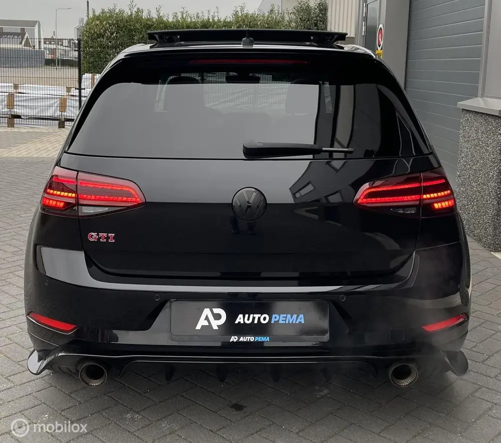 Volkswagen Golf 2.0 TSI GTI TCR Pano Keyl Dyn Leder uit 2019, foto 19