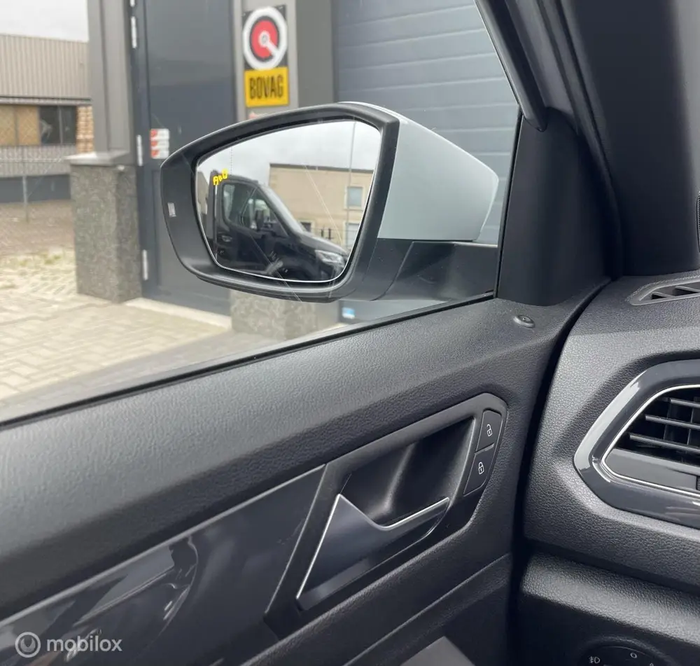 Volkswagen T-Roc 1.5 TSI DSG 3xR-Line 150PK ACC Cam uit 2019, foto 7