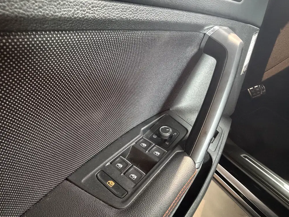 SEAT Tarraco 1.4 TSI e-Hybrid PHEV FR Business met elek uit 2023, foto 10