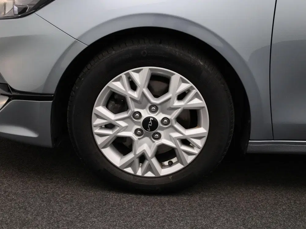 Kia Ceed Pulse 1.0 T-GDi 120 MHEV DCT ISG uit 2024, foto 15