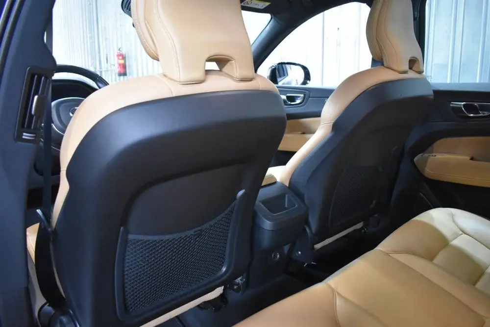 Volvo XC60 T4 190PK Momentum | Leder | Navi | Cruise Control uit 2019, foto 15