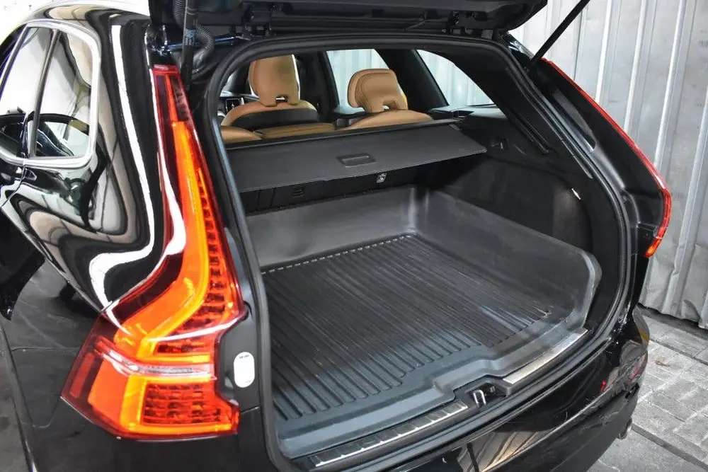 Volvo XC60 T4 190PK Momentum | Leder | Navi | Cruise Control uit 2019, foto 17