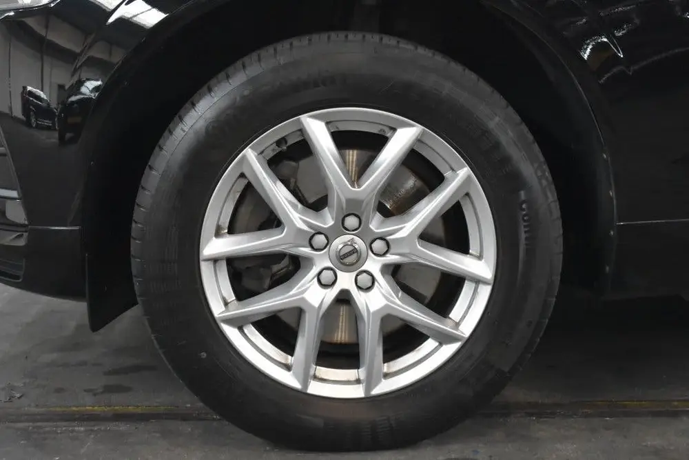 Volvo XC60 T4 190PK Momentum | Leder | Navi | Cruise Control uit 2019, foto 5