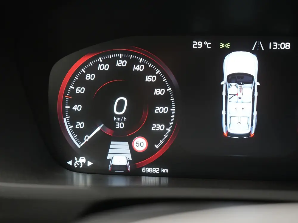 Volvo XC90 T8 Twin Engine AWD R-Design 7 Persoons PHE uit 2019, foto 14
