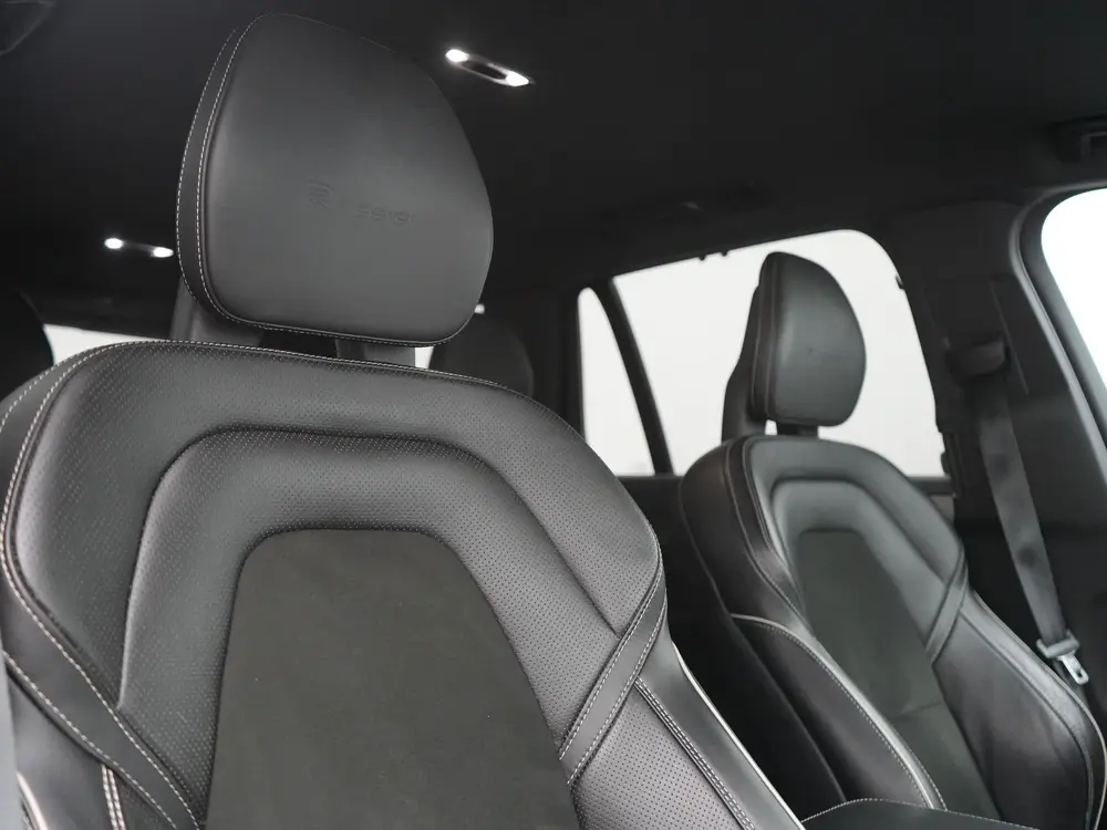 Volvo XC90 T8 Twin Engine AWD R-Design 7 Persoons PHE uit 2019, foto 5