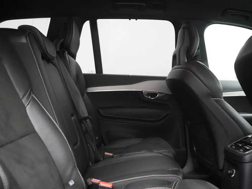 Volvo XC90 T8 Twin Engine AWD R-Design 7 Persoons PHE uit 2019, foto 6