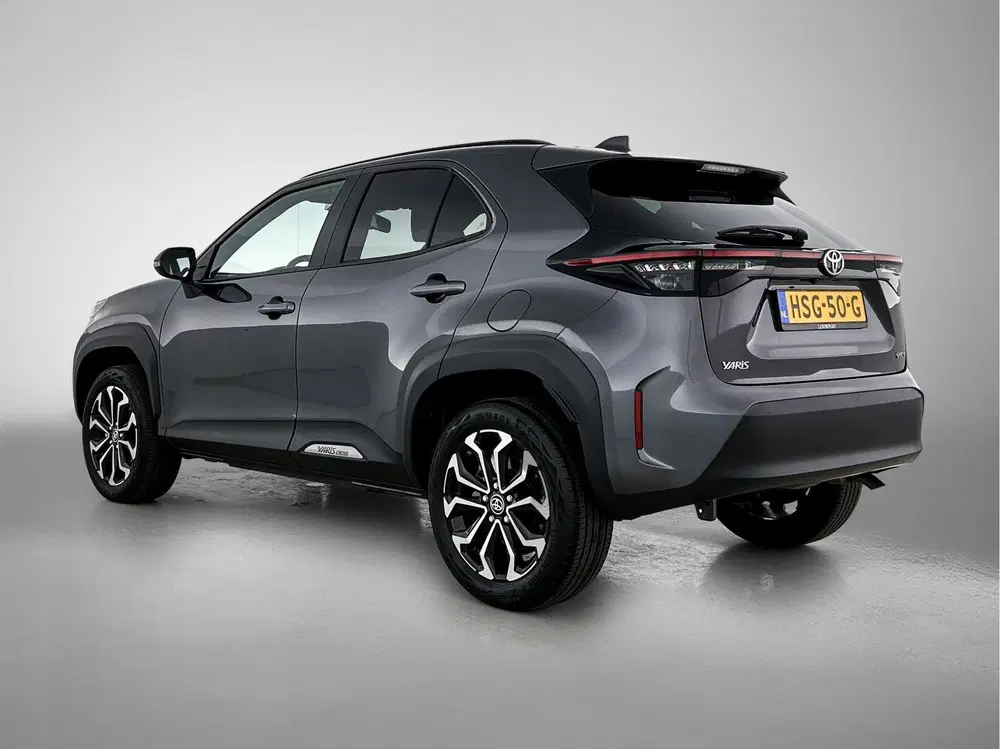 Toyota Yaris Cross 1.5 Hybrid 115 First Edition uit 2025, foto 16