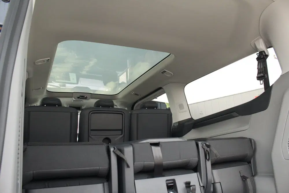 Ford Tourneo Custom 2.5 PHEV 233pk L2H1 Titanium X uit 2026, foto 18