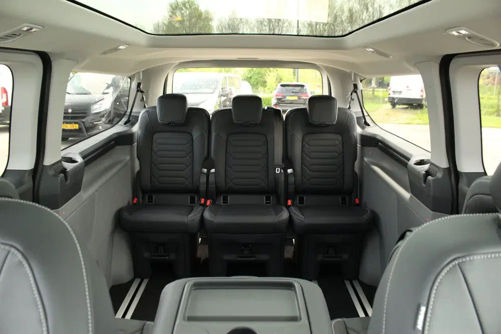 Ford Tourneo Custom 2.5 PHEV 233pk L2H1 Titanium X uit 2026, foto 2