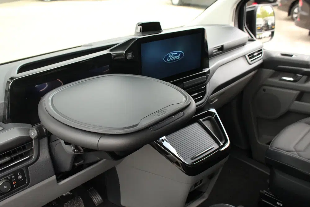 Ford Tourneo Custom 2.5 PHEV 233pk L2H1 Titanium X uit 2026, foto 4