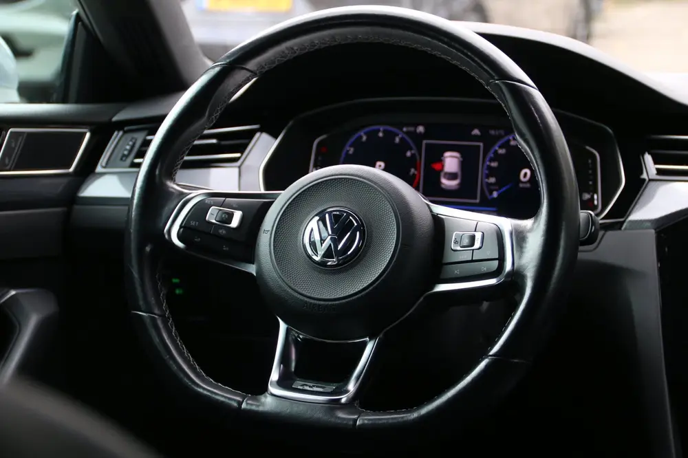 Volkswagen Arteon 2.0 TSI Business R Exclusive uit 2019, foto 10