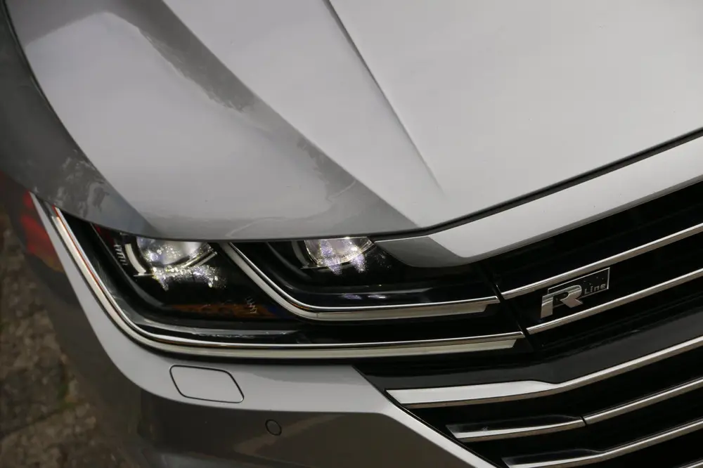 Volkswagen Arteon 2.0 TSI Business R Exclusive uit 2019, foto 5