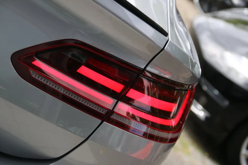 Volkswagen Arteon 2.0 TSI Business R Exclusive uit 2019, foto 7