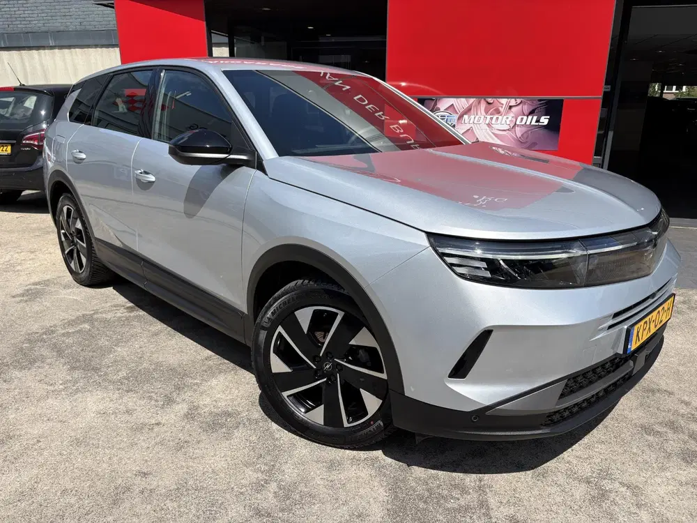 Opel Grandland 1.2 Turbo Hybrid GS uit 2025, foto 10