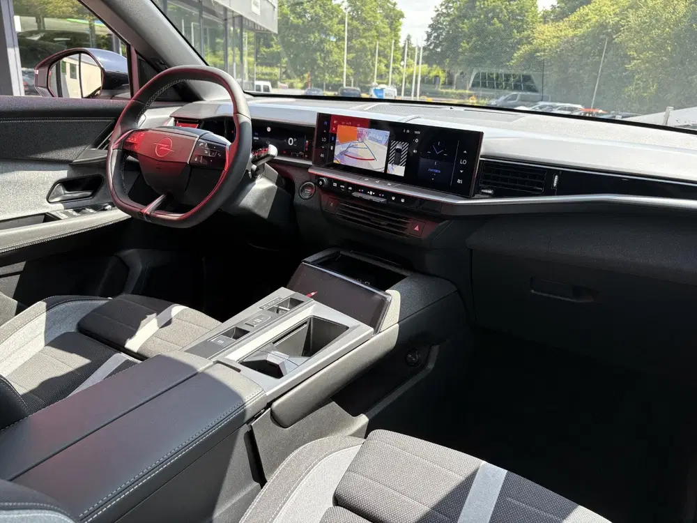 Opel Grandland 1.2 Turbo Hybrid GS uit 2025, foto 12