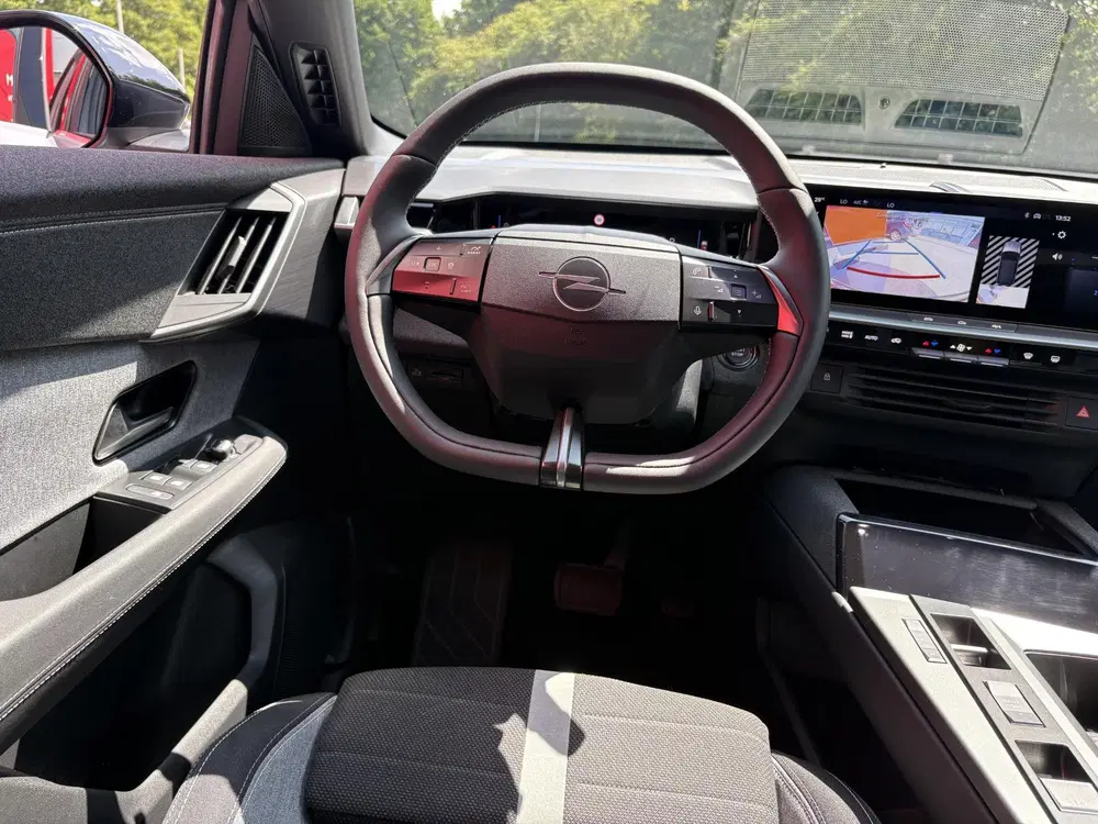 Opel Grandland 1.2 Turbo Hybrid GS uit 2025, foto 13