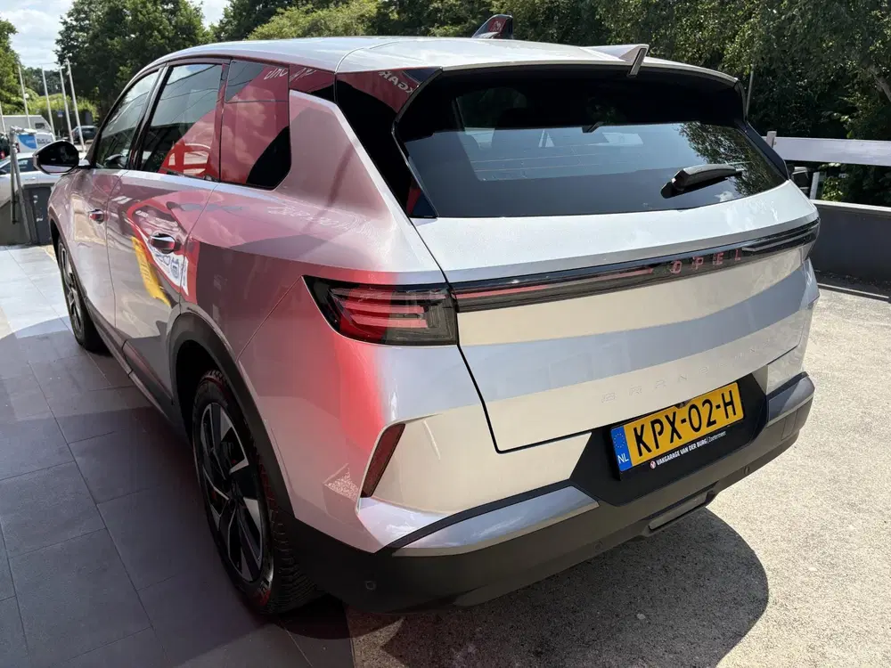 Opel Grandland 1.2 Turbo Hybrid GS uit 2025, foto 4