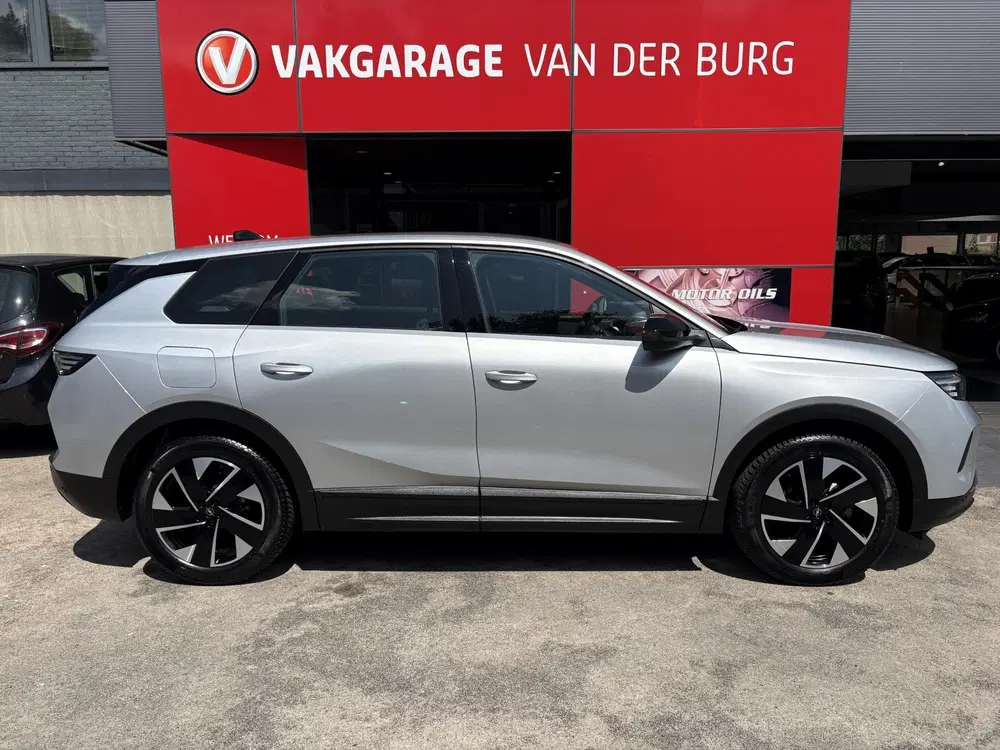 Opel Grandland 1.2 Turbo Hybrid GS uit 2025, foto 8