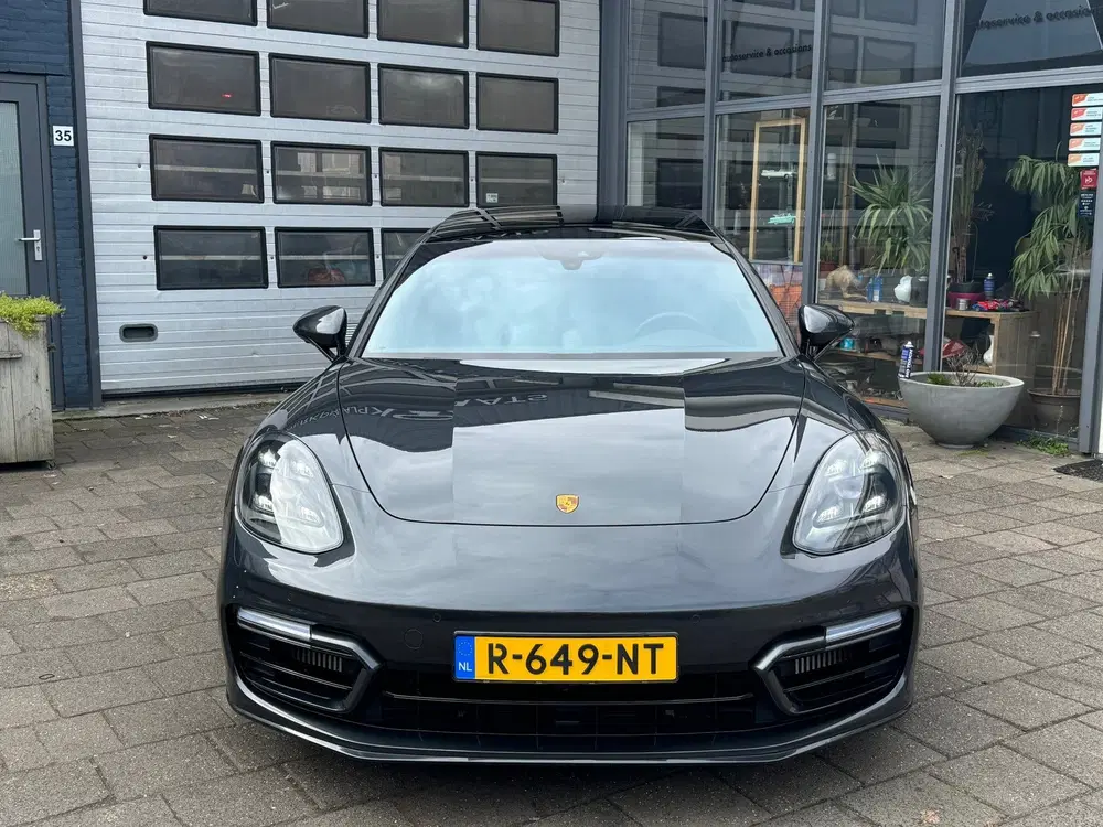 Porsche Panamera 2.9 4 E-Hybrid Platinum Editi uit 2022, foto 2