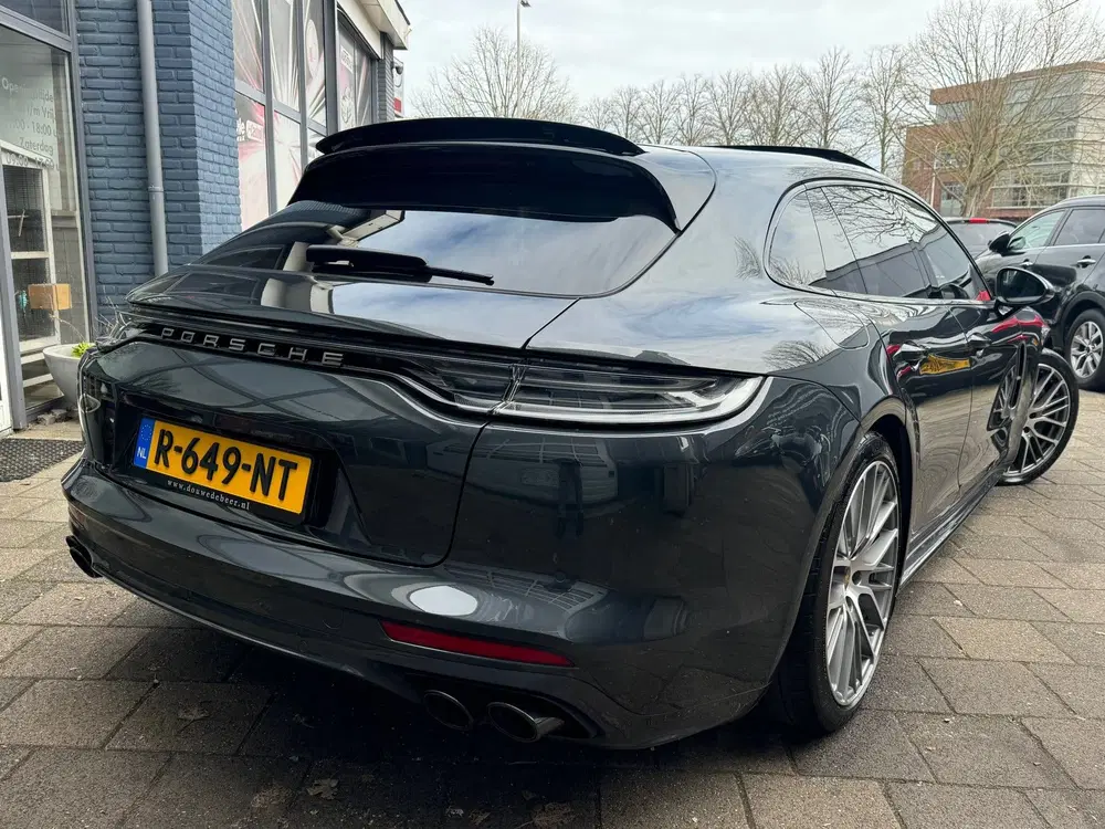 Porsche Panamera 2.9 4 E-Hybrid Platinum Editi uit 2022, foto 8