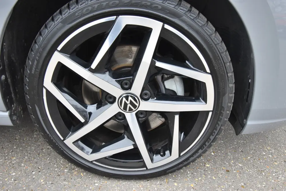 Volkswagen Golf 1.4 eHybrid Style , VIRTUAL COCKPIT , NAVI uit 2022, foto 6