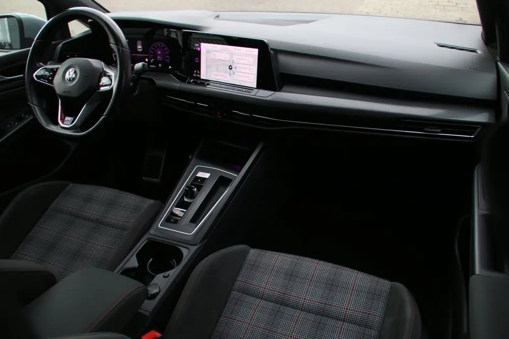 Volkswagen Golf 2.0 TSI GTI PANO-DAK STUURVERW. ADP. CRUISE! uit 2021, foto 10