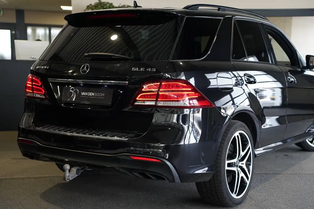 Mercedes-Benz GLE AMG 43 4MATIC 390PK Dak Trek Leder uit 2019, foto 18