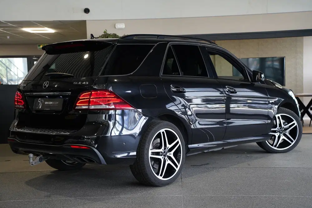 Mercedes-Benz GLE AMG 43 4MATIC 390PK Dak Trek Leder uit 2019, foto 2