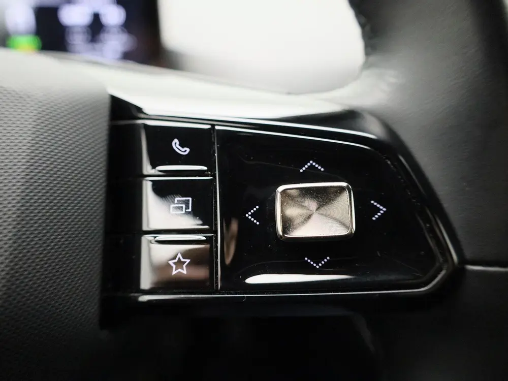 MG MG4 64 kWh Luxury uit 2023, foto 18